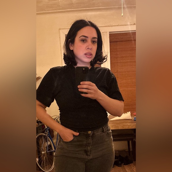 Frame Ruched Crop Top - Picture 7 of 10